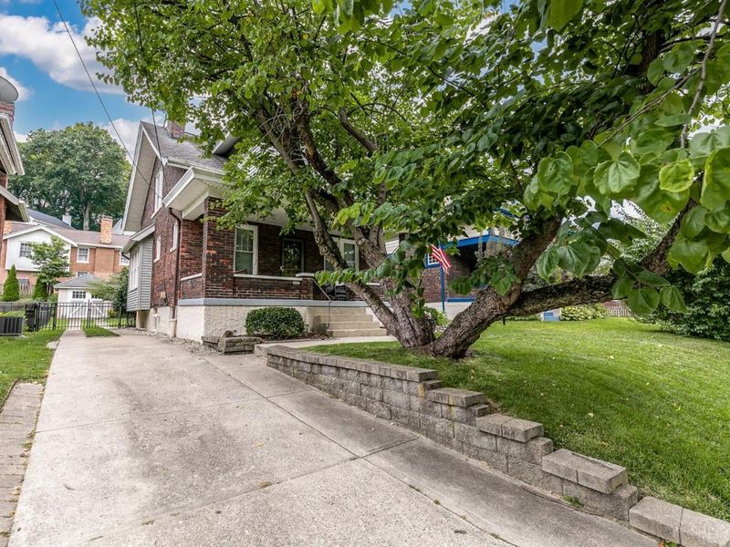 3097 Linwood Avenue, Cincinnati, OH 45208 Photo 2