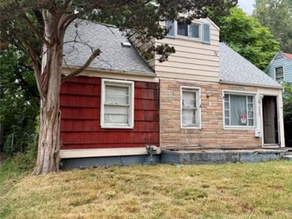 4409 Pengelly Road , Flint, MI 48507