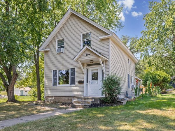 404 5th Street N, Bayport, MN 55003