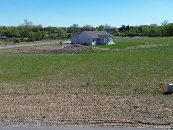 GOLDFINCH DRIVE, Greenville, WI 54942