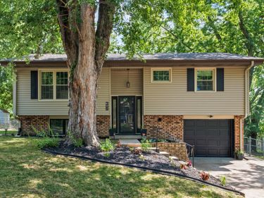 305 RIDGEWAY Drive, GLENWOOD, IA 51534