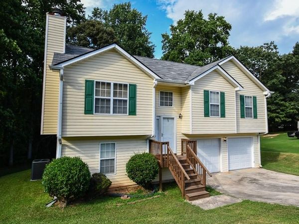 3864 Amber Glen Lane , Gainesville, GA 30507