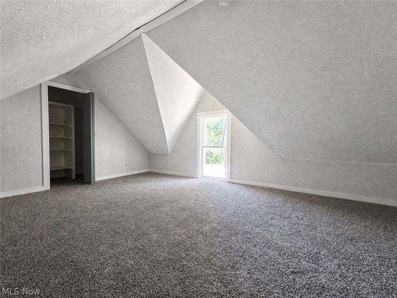 5915 Cable Avenue , Cleveland, OH 44127 Photo 22