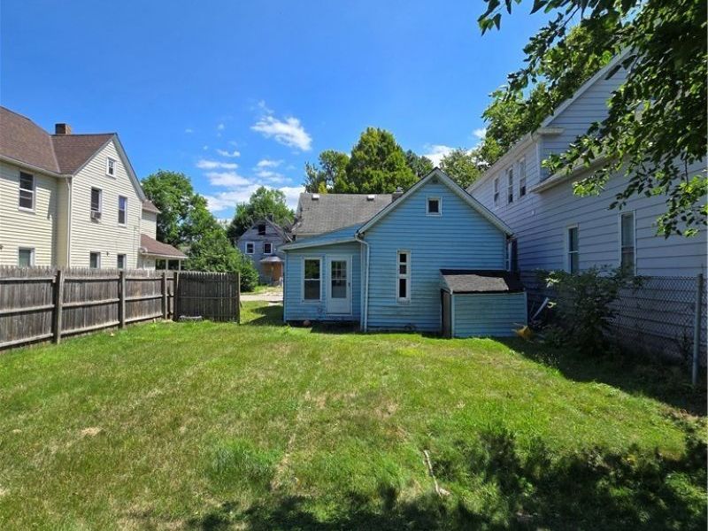 5915 Cable Avenue , Cleveland, OH 44127 Photo 7
