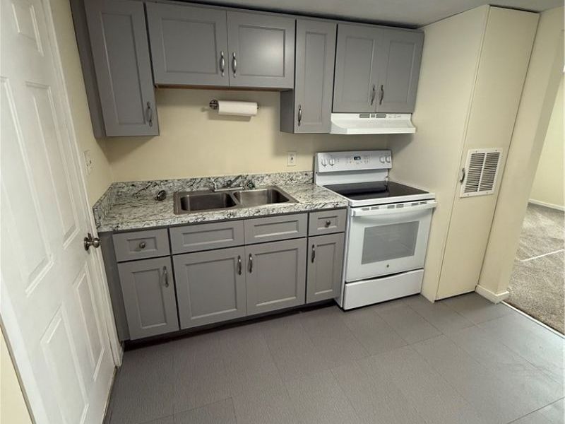 368 Stewart Street , Unit 3, Zanesville, OH 43701 Photo 5
