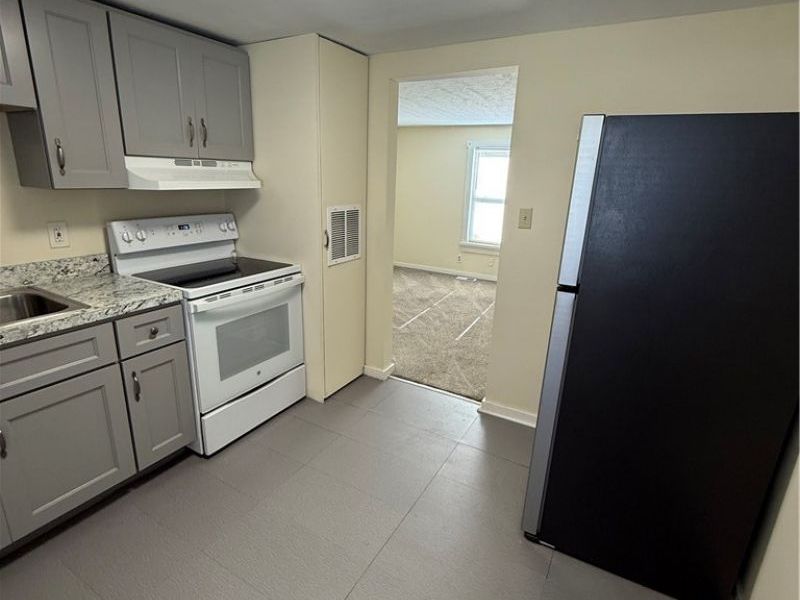 368 Stewart Street , Unit 3, Zanesville, OH 43701 Photo 7
