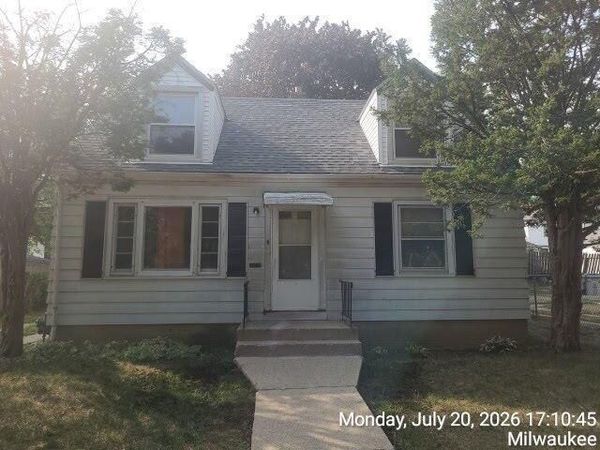 4239 N 38th STREET, Milwaukee, WI 53216