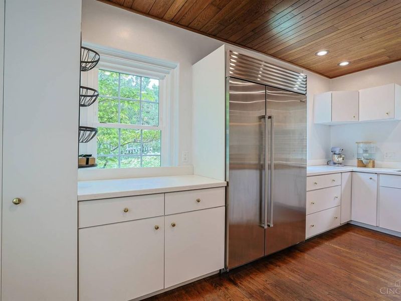 1075 Edwards Road, Cincinnati, OH 45208 Photo 18