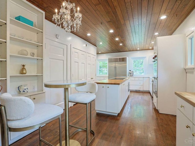 1075 Edwards Road, Cincinnati, OH 45208 Photo 19