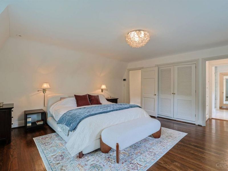 1075 Edwards Road, Cincinnati, OH 45208 Photo 26