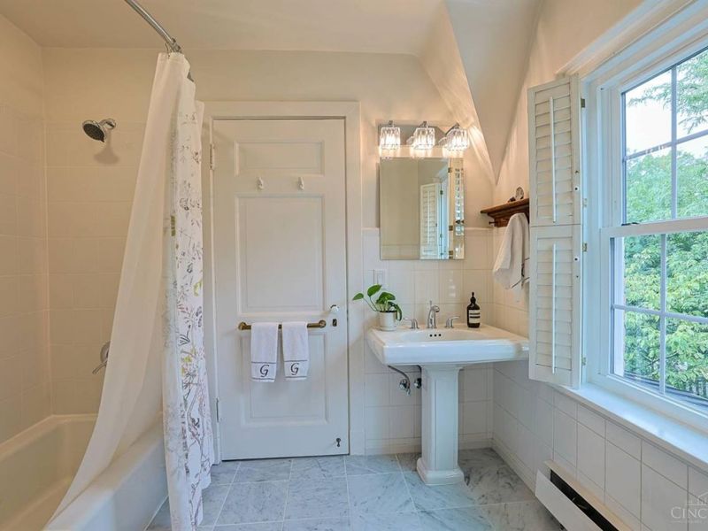 1075 Edwards Road, Cincinnati, OH 45208 Photo 45