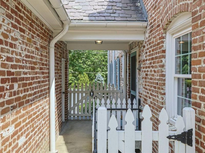 1075 Edwards Road, Cincinnati, OH 45208 Photo 55