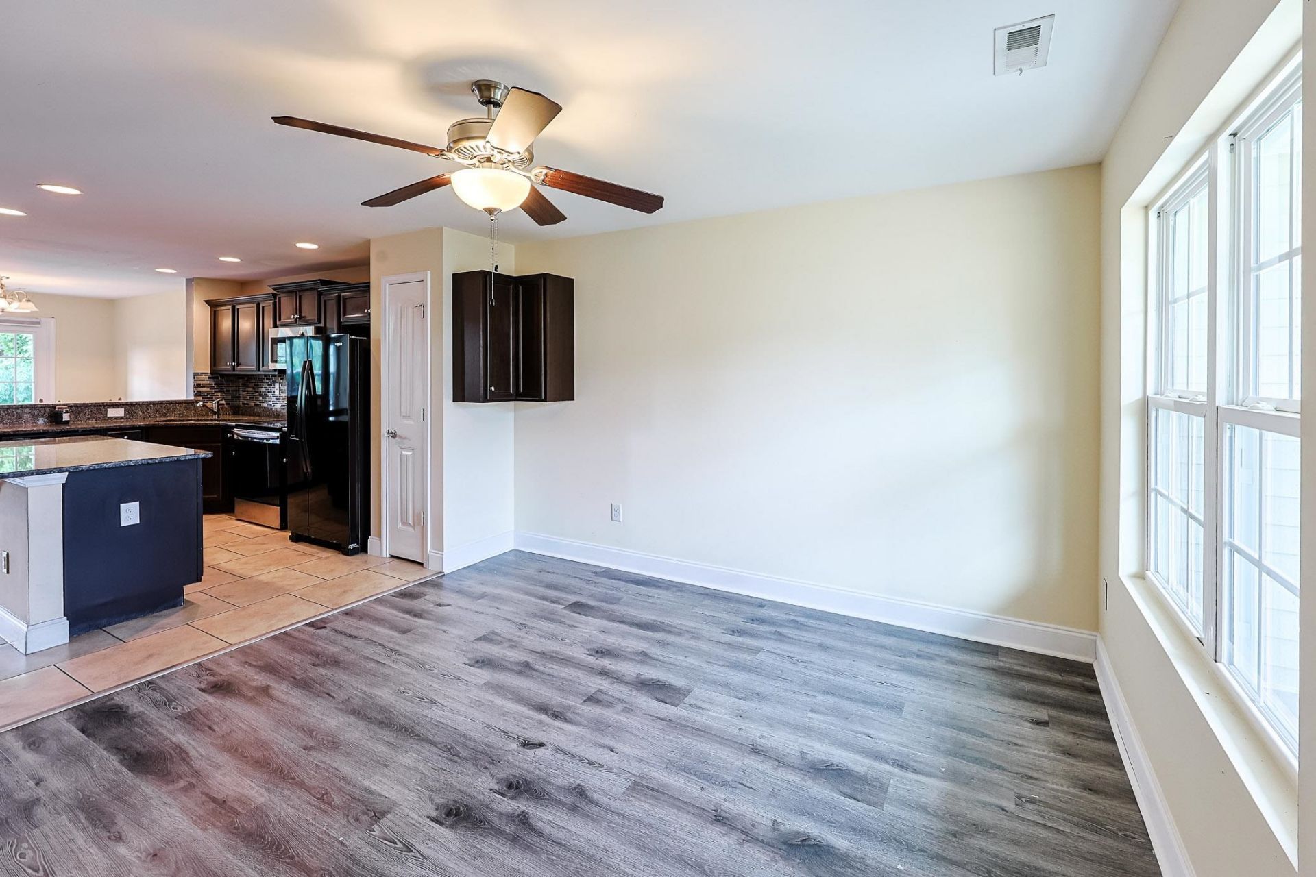 723 Riverward Dr.  Photo 13