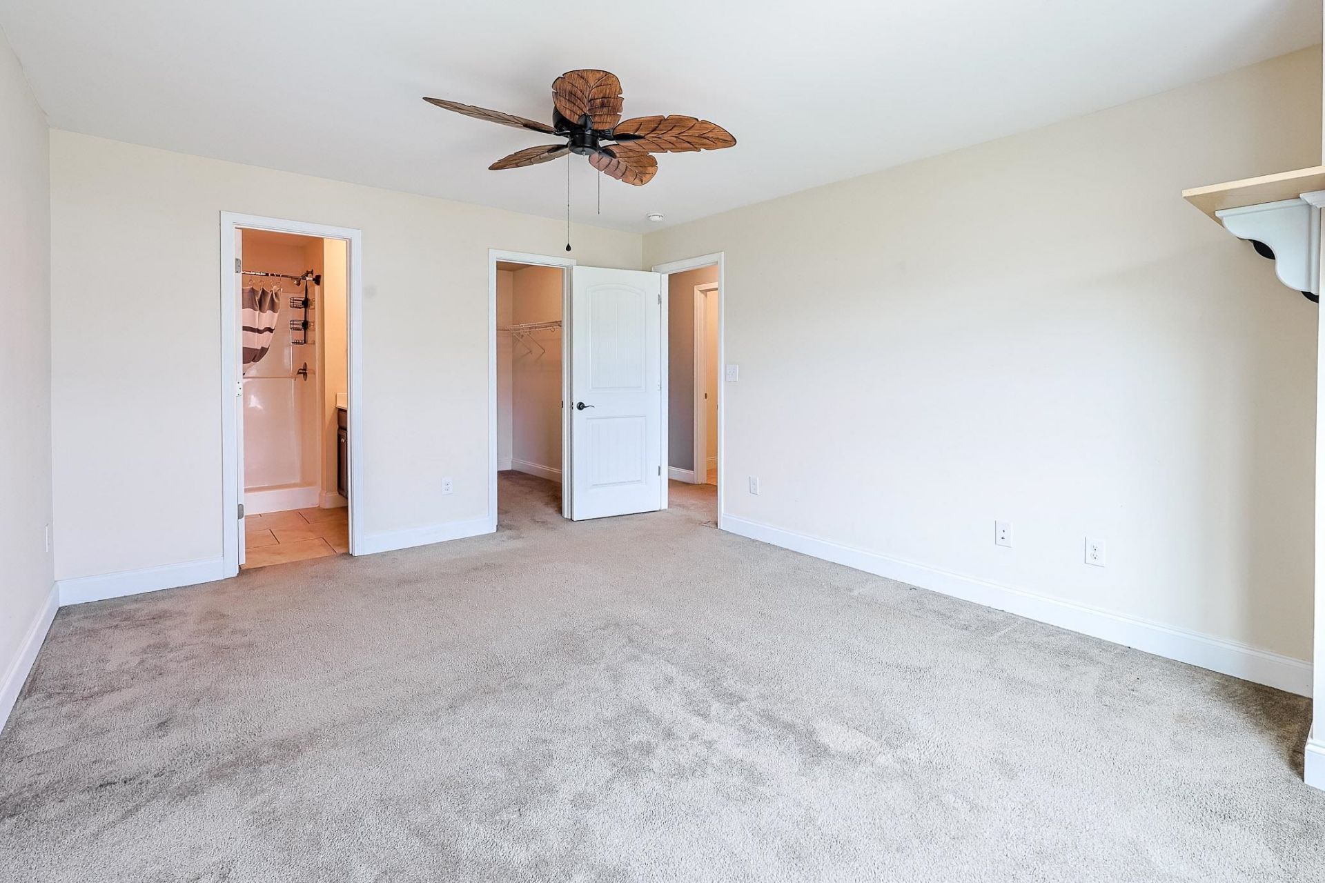 723 Riverward Dr.  Photo 19