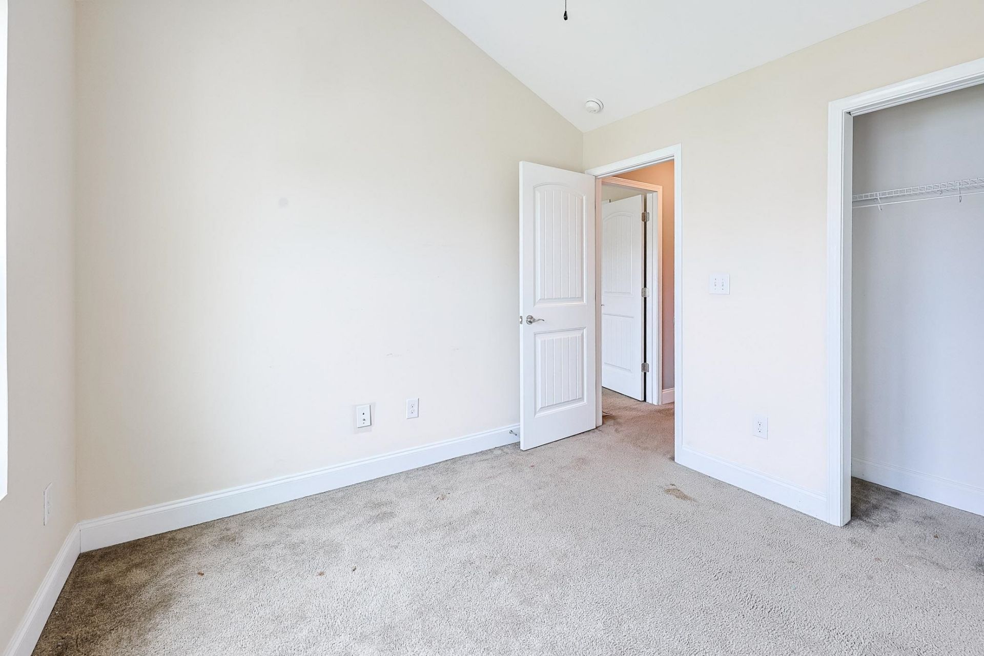 723 Riverward Dr.  Photo 22
