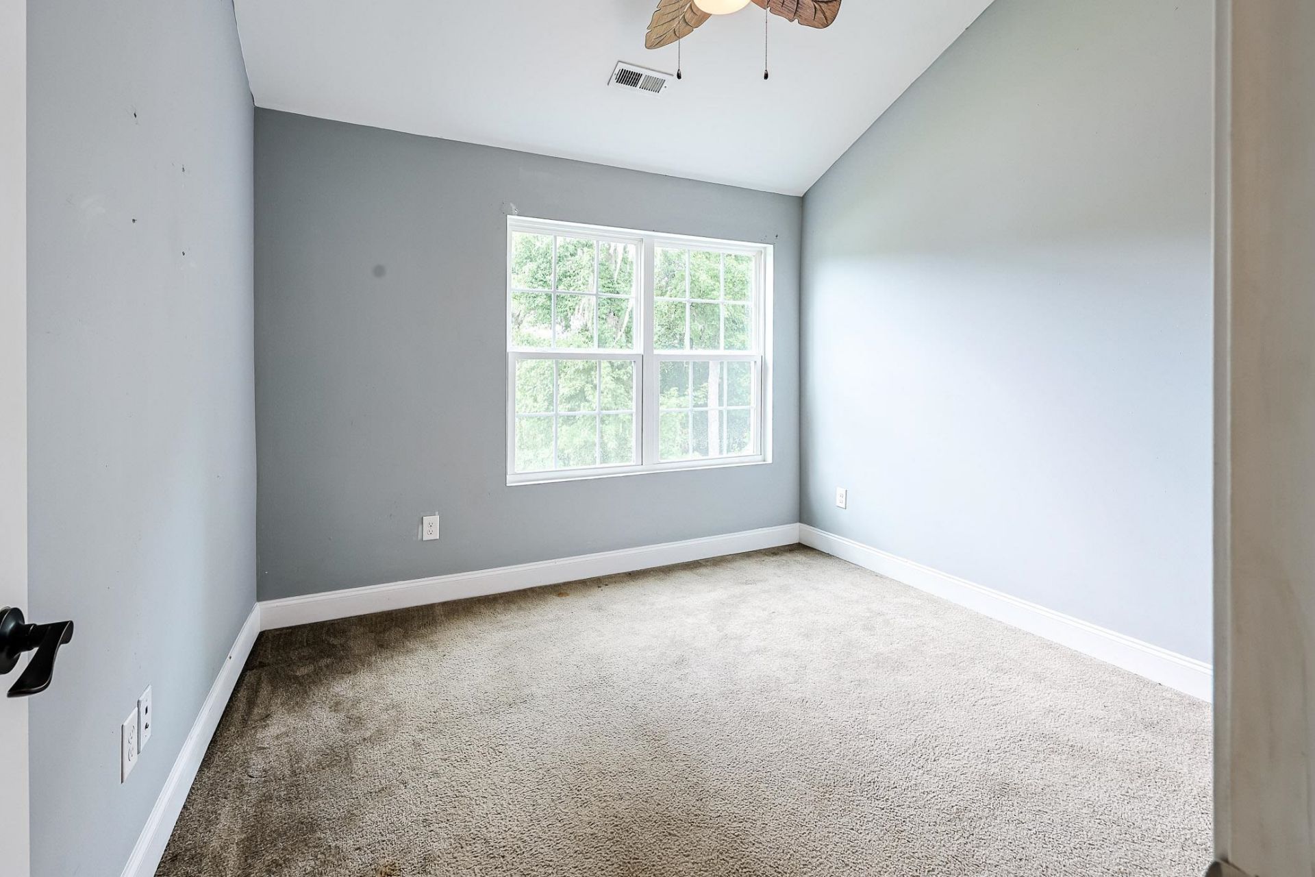 723 Riverward Dr.  Photo 24