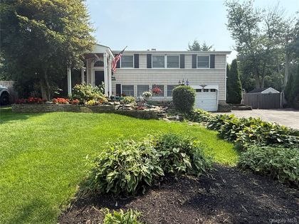 14 Fairway Drive Port Jefferson Station, NY 11776