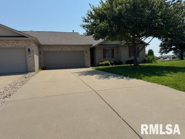 3902 Marryat Drive, Springfield, IL 62711
