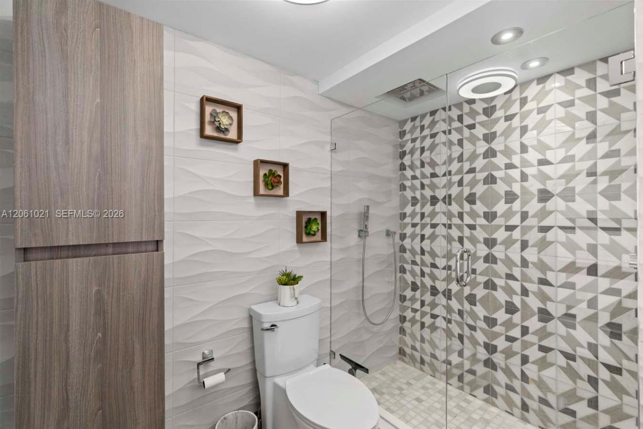 2841 N Ocean Blvd , Unit 1402, Fort Lauderdale, FL 33308 Photo
