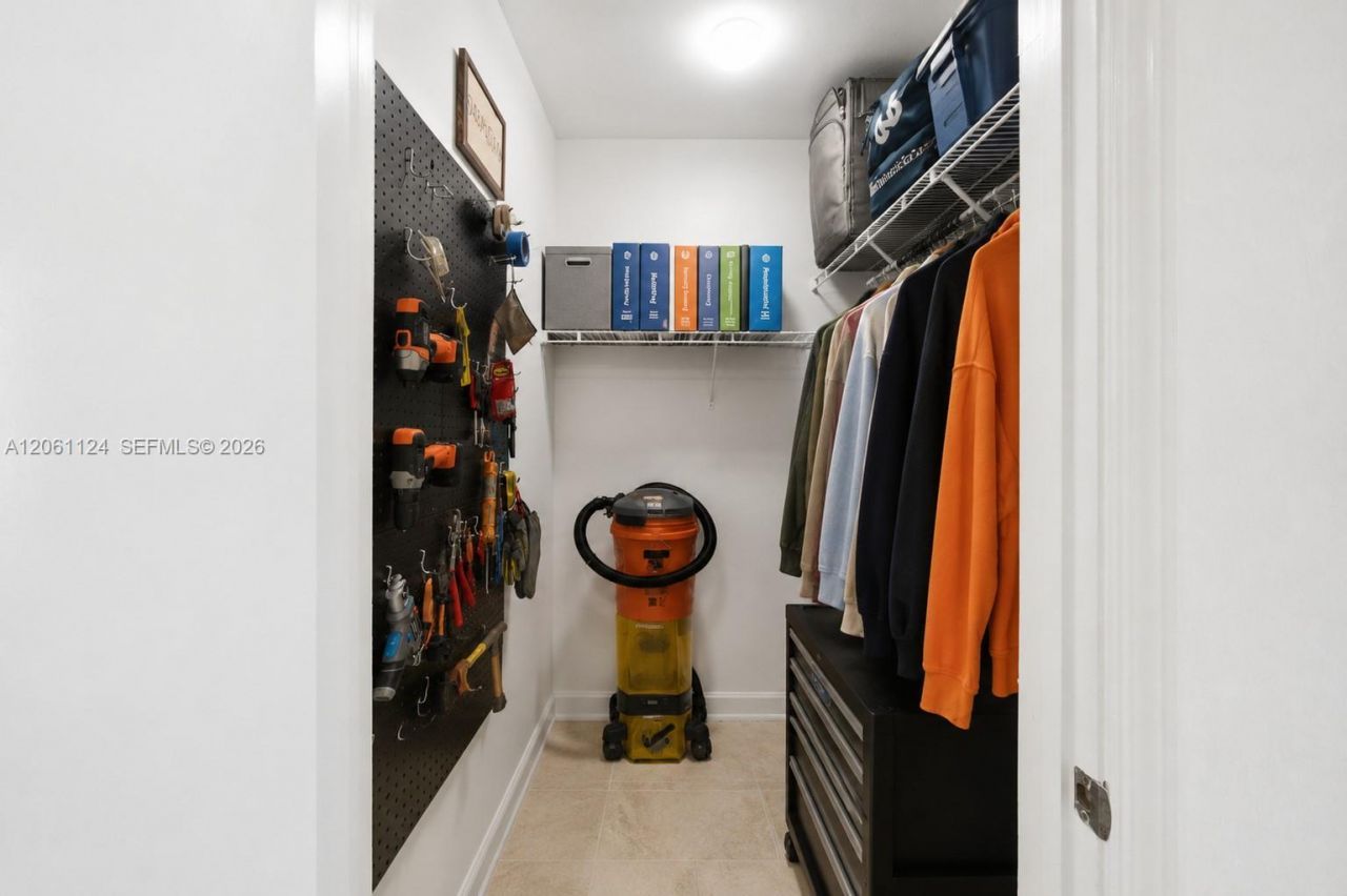 15051 Royal Oaks Ln, Unit 102, North Miami, FL 33181 Photo