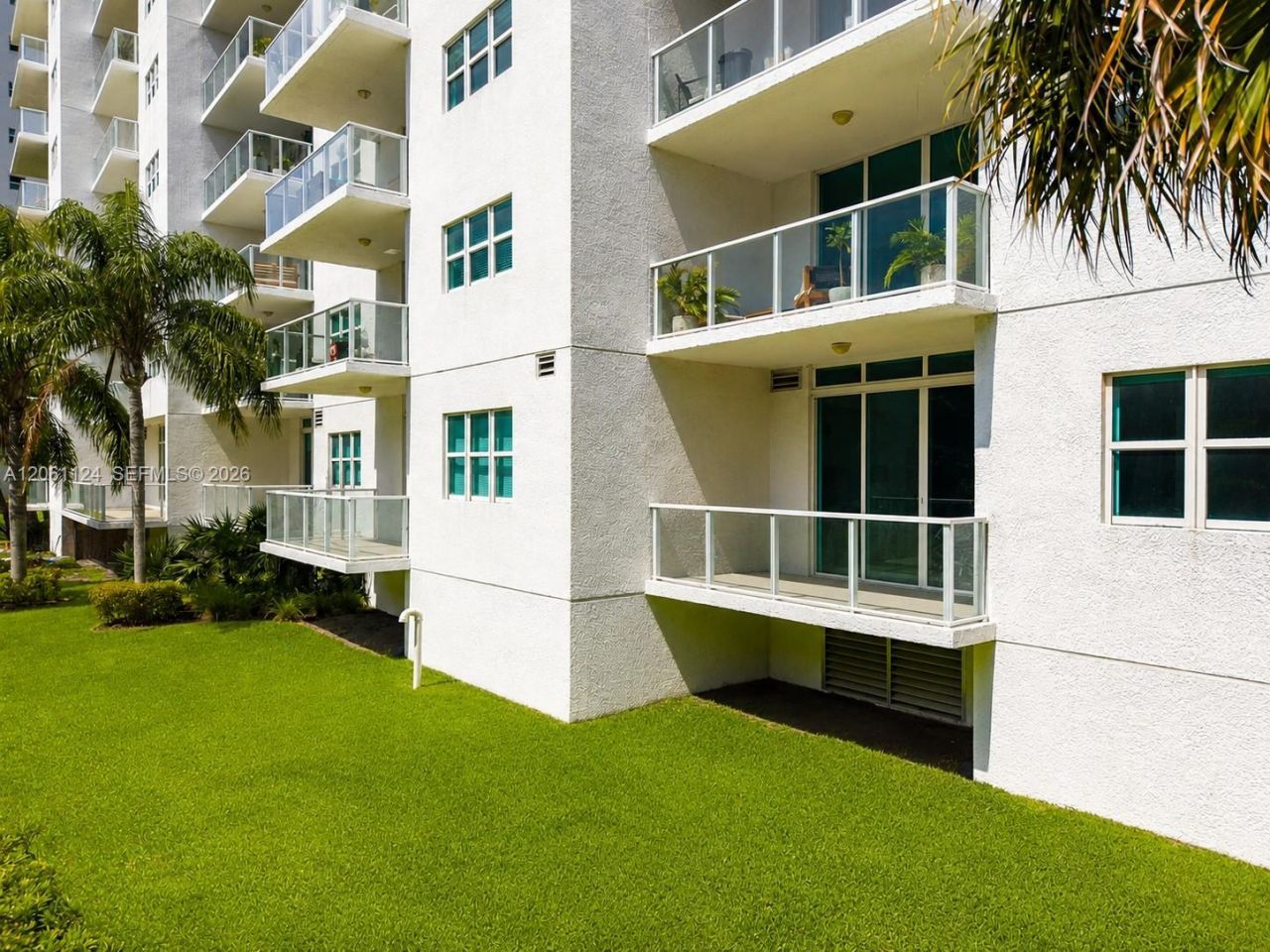 15051 Royal Oaks Ln, Unit 102, North Miami, FL 33181 Photo