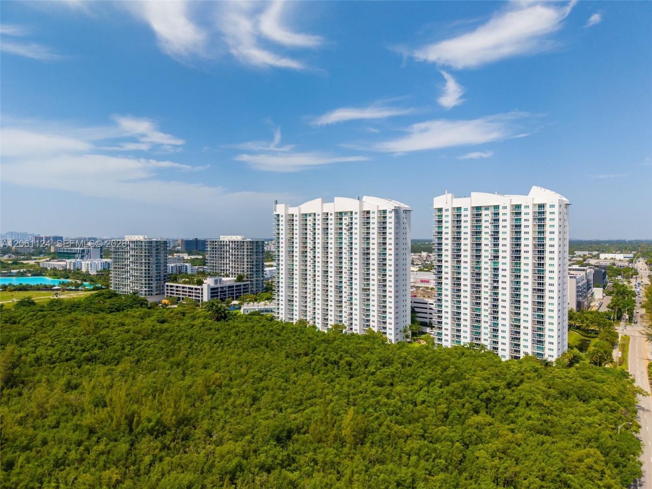 15051 Royal Oaks Ln, Unit 102, North Miami, FL 33181 Photo