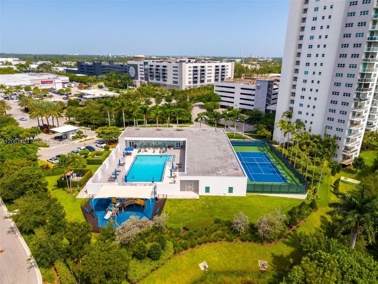 15051 Royal Oaks Ln, Unit 102, North Miami, FL 33181 Photo
