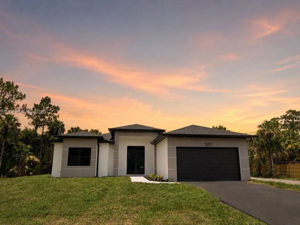 3257 Desoto Blvd S , Naples, FL 34117