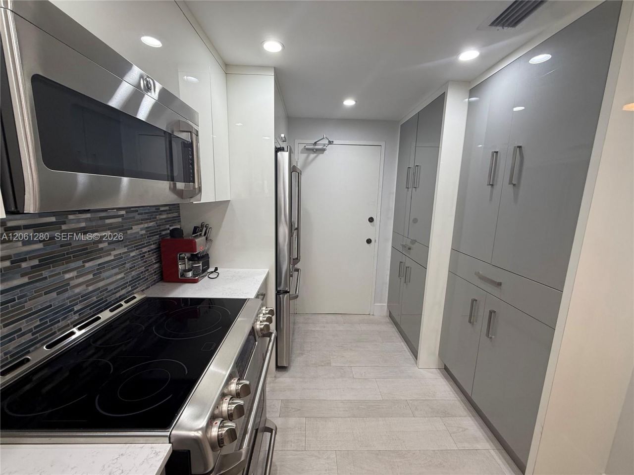 5555 Collins Ave, Unit 12C, Miami Beach, FL 33140 Photo