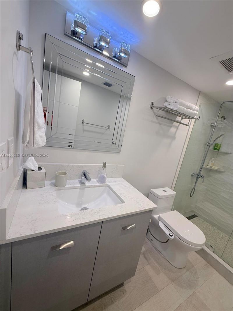 5555 Collins Ave, Unit 12C, Miami Beach, FL 33140 Photo