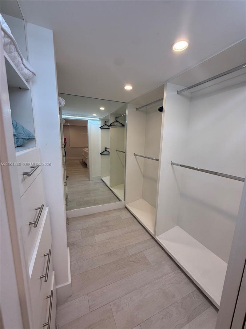 5555 Collins Ave, Unit 12C, Miami Beach, FL 33140 Photo
