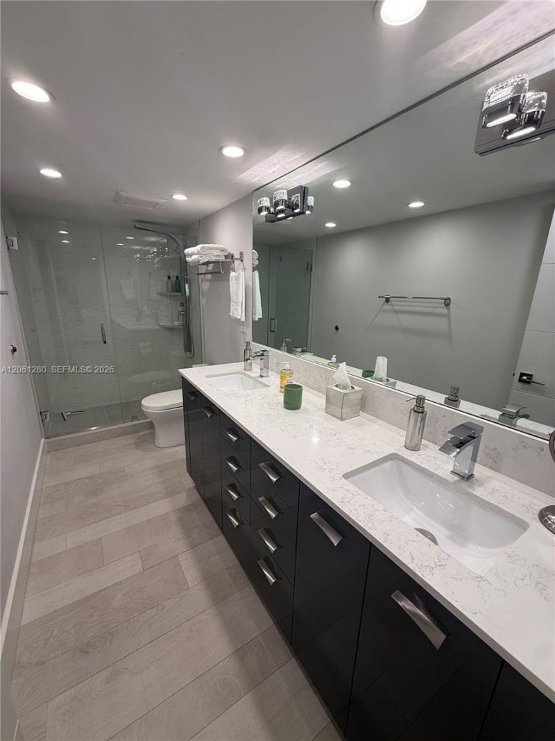 5555 Collins Ave, Unit 12C, Miami Beach, FL 33140 Photo
