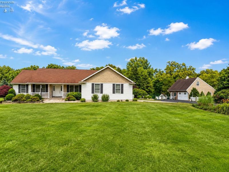 2137 S St Rt 53, Tiffin, OH 44883 Photo 1