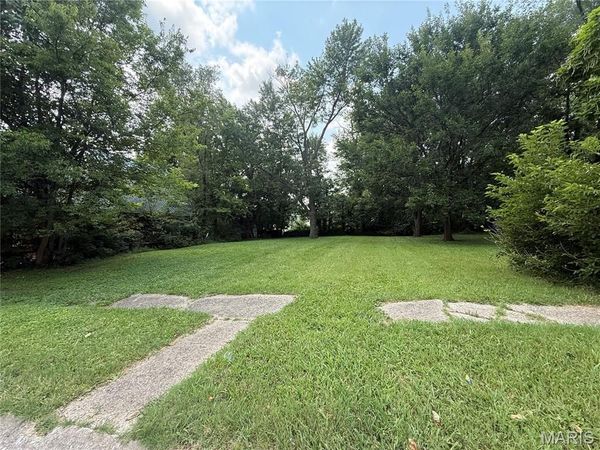315-317 S Griffith , Hannibal, MO 63401