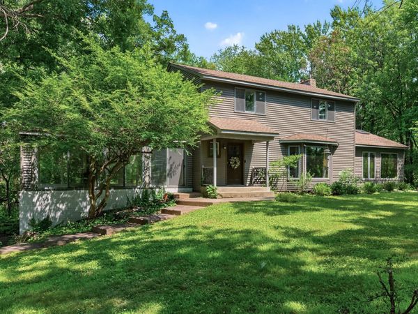 22 Eagle Ridge Road, North Oaks, MN 55127