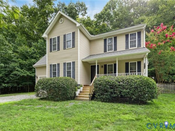 12512 Village School Lane , Midlothian, VA 23112
