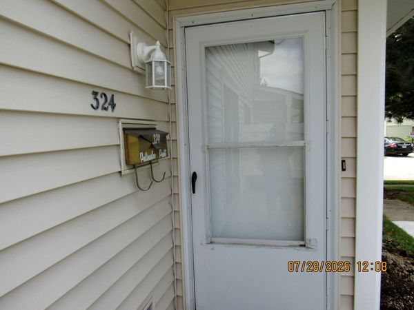 324 Palisades Point , Unit 324, Schaumburg, IL 60194
