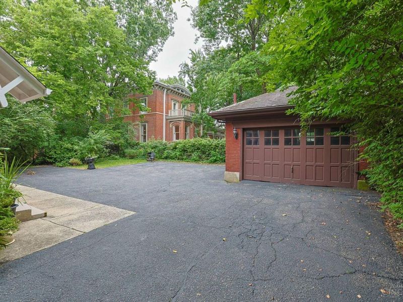 445 Ludlow Avenue, Cincinnati, OH 45220 Photo 46