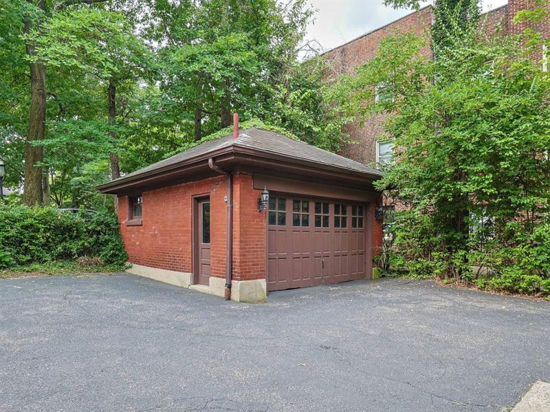 445 Ludlow Avenue, Cincinnati, OH 45220 Photo 47