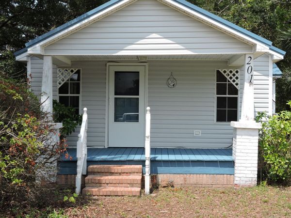 201 Dixie Street, Crestview, FL 32536