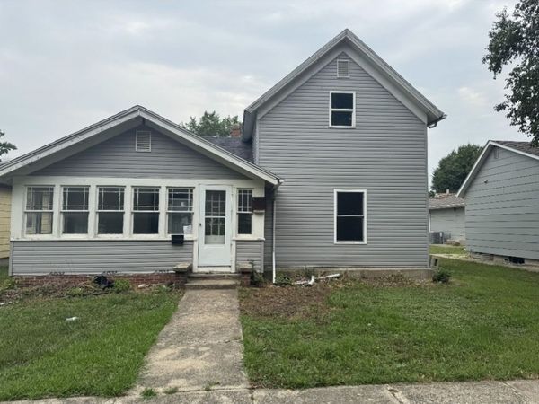 208 S 3rd Street , Laurens, IA 50554