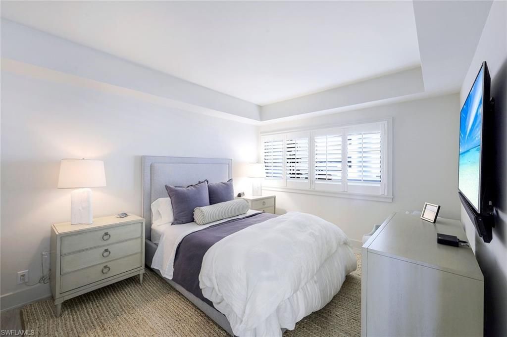 4051 Gulf Shore Blvd N, Unit 105, Naples, FL 34103 Photo