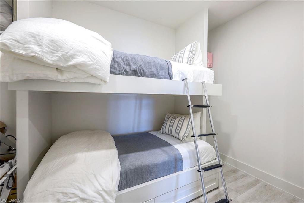 4051 Gulf Shore Blvd N, Unit 105, Naples, FL 34103 Photo