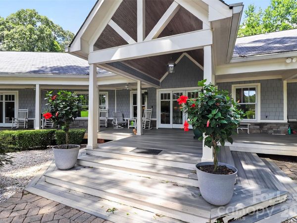 9704 Saddle Avenue , Waxhaw, NC 28173