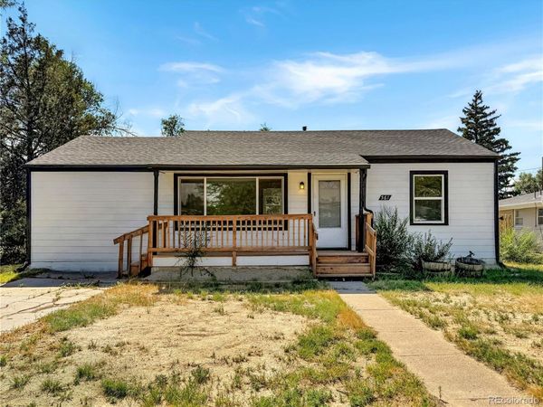 561 J Avenue , Limon, CO 80828