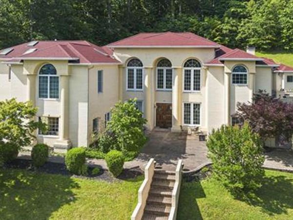 2830 Oakwood , Flatwoods, KY 41139