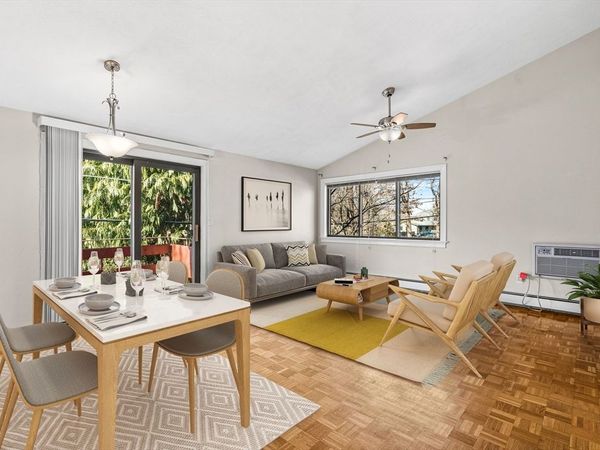 11 Ridge Rd, Unit 3, Lincoln, MA 01773