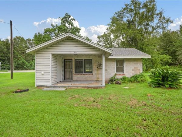 5829 Theodore Dawes Road, Theodore, AL 36582