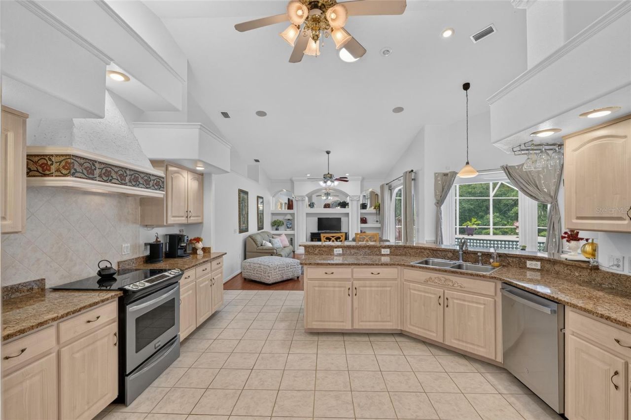 2155 W Fir Place, Beverly Hills, FL 34465 Photo