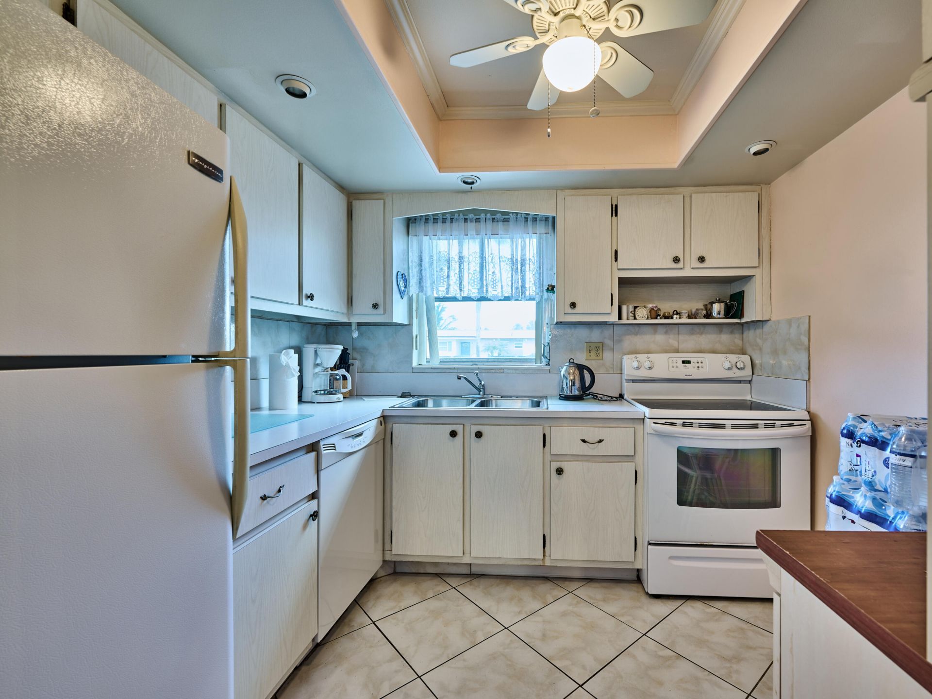 2804 Crosley Drive E, Unit F, West Palm Beach, FL 33415 Photo